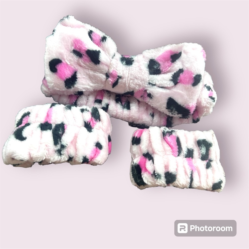 Makeup Skincare headband w/wrist bands